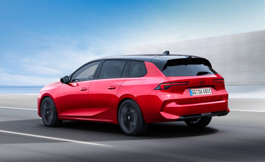 Opel Astra Sports Tourer Electric