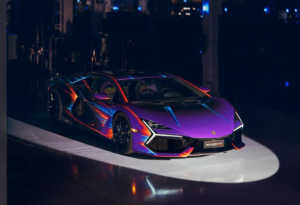 Lamborghini Revuelto